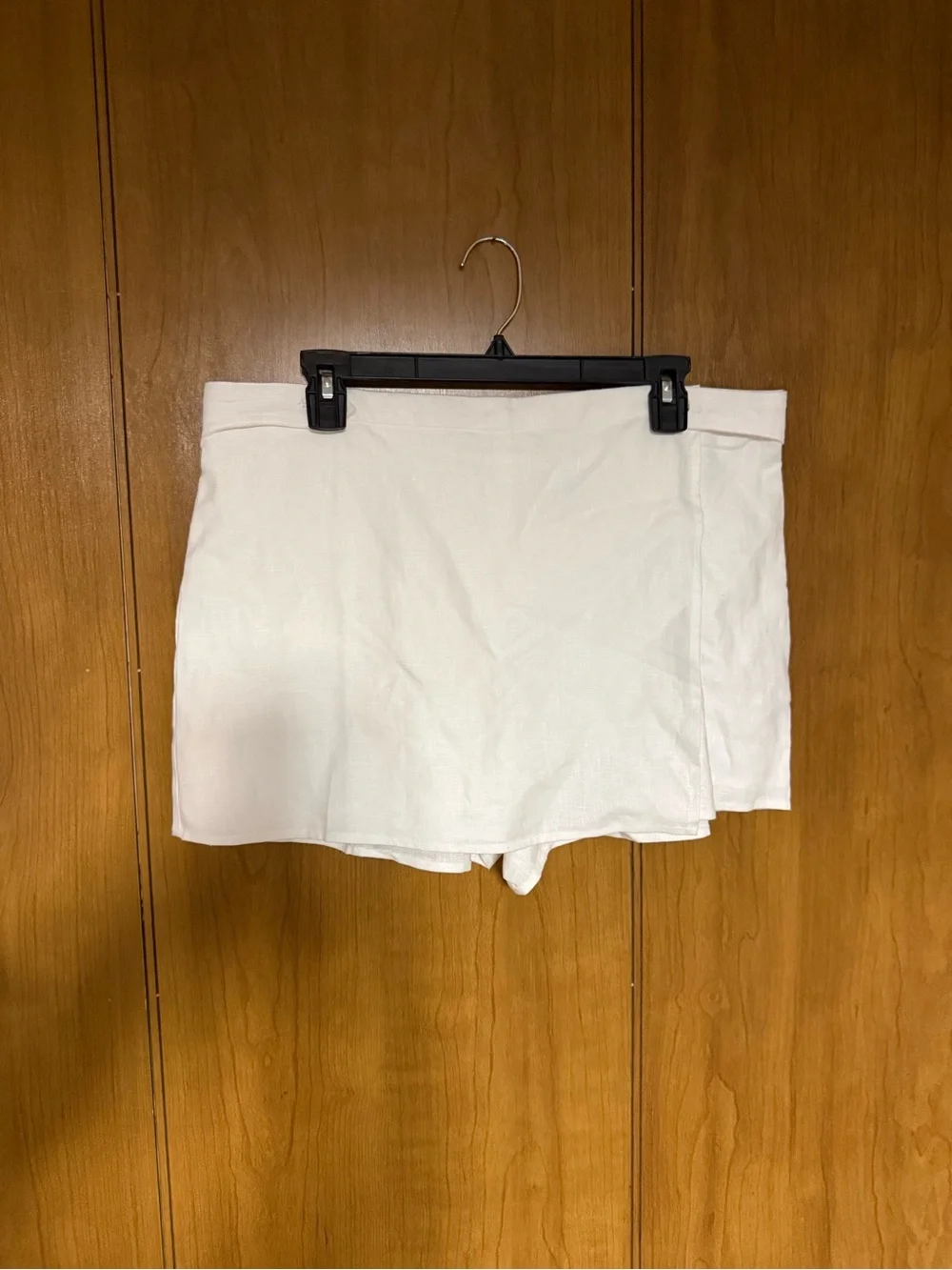 REFORMATION Clover Linen Micro Skort